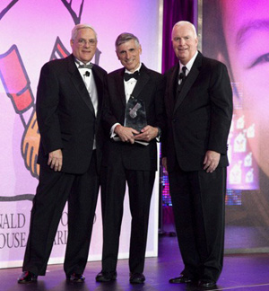 Philip Pizzo, MD, accepts the Ronald McDonald House Charities Award of Excellent on November 7, 2009