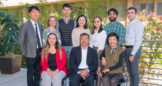 Group photo of Cheng Lab members