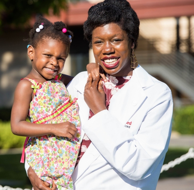 Mom-and-Daughter_Stethoscope_2017_378-2-