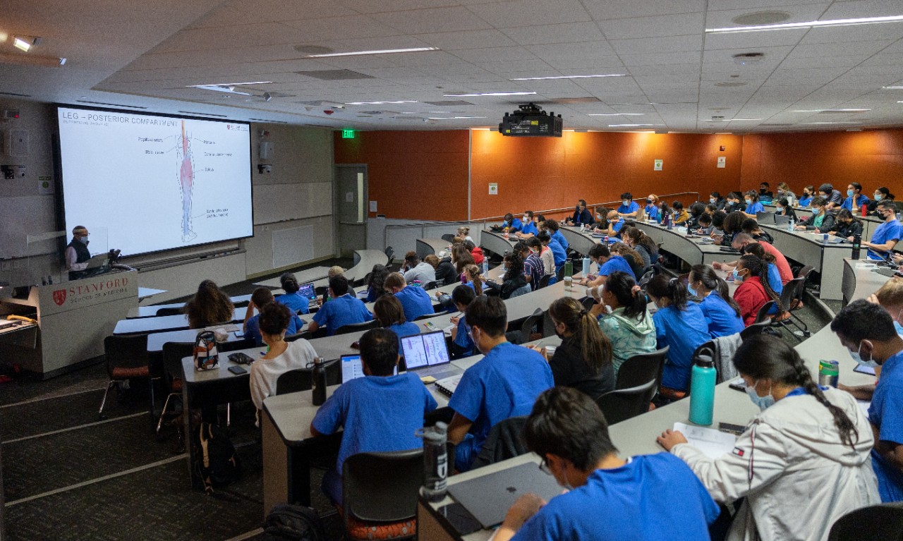 Medical students attend an anatomy class at the Li Ka Shing Center at Stanford University School of Medicine on Thursday, Oct. 21, 2021, in Stanford, Calif. (Photo by Jim Gensheimer)