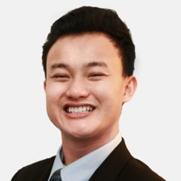 Tuan Nguyen Headshot