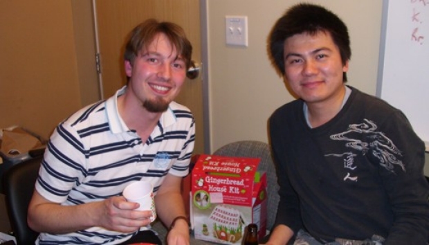 lu-chen-lab-holiday-party-2011-7