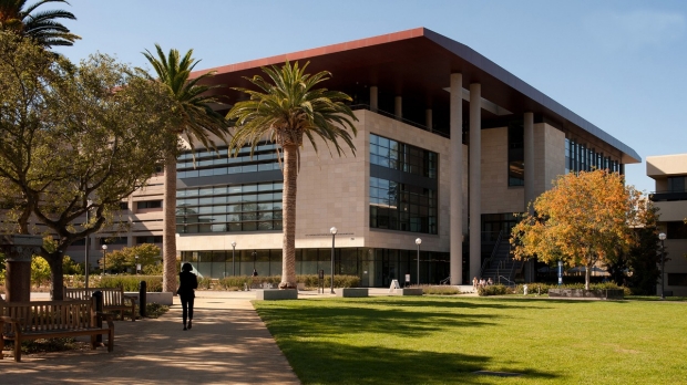 photo of Li Ka Shing Center, home of the Stanford School of Medicine
