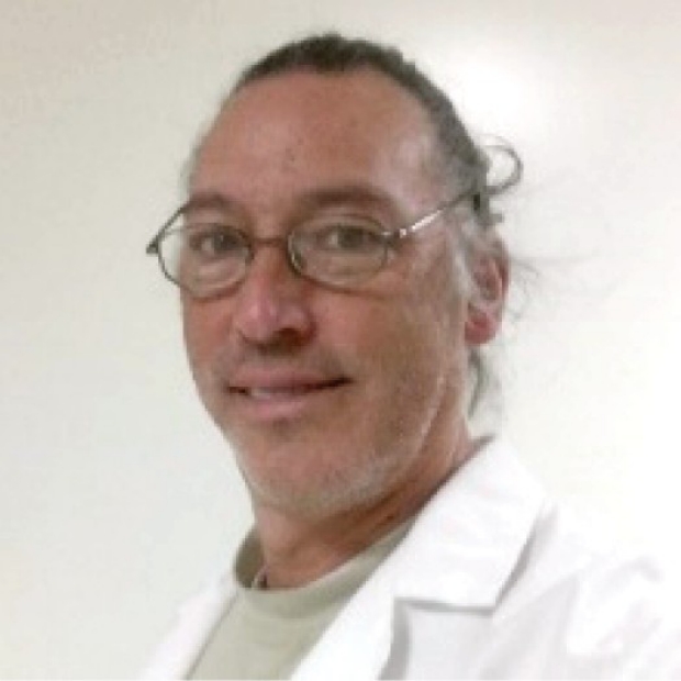 portrait of Marcus Schonemann, member of Montine Lab, Stanford Pathology