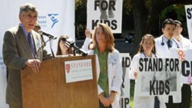 Pediatricians rally to 'Stand Up for Children,' support SCHIP to cover care