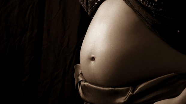 Obesity before pregnancy linked to earliest preterm births, Stanford/Packard study finds