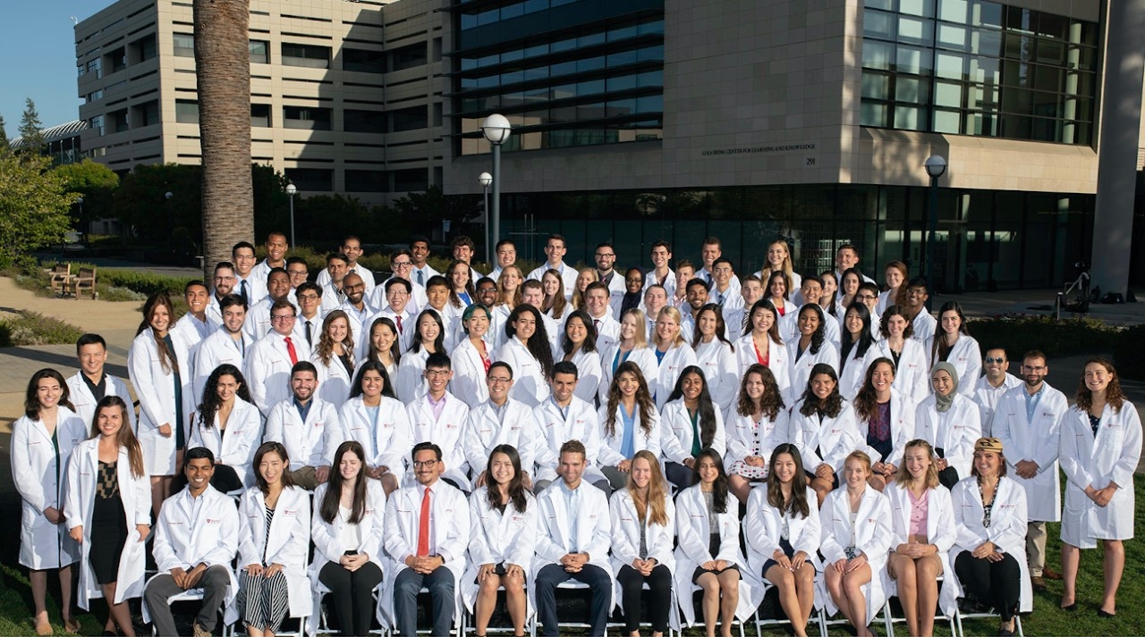 Transformational gift helps eliminate medical school debt for students with  financial need | News Center | Stanford Medicine