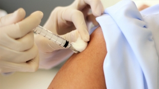 flu-vaccine.jpg