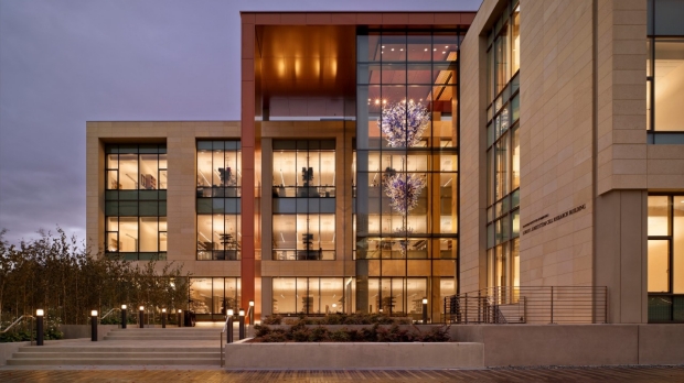 Major grant renewal for Stanford Cancer Institute 