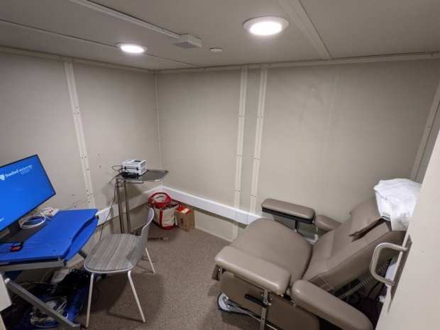 EEG and Neuromodulation lab, soundproof electrically shielded recording chamber 