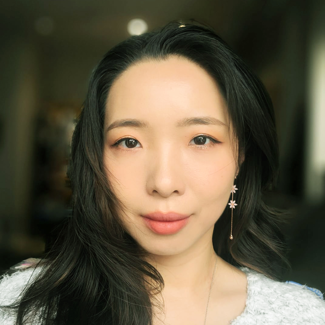 Portrait of Cindy Wang, MD 